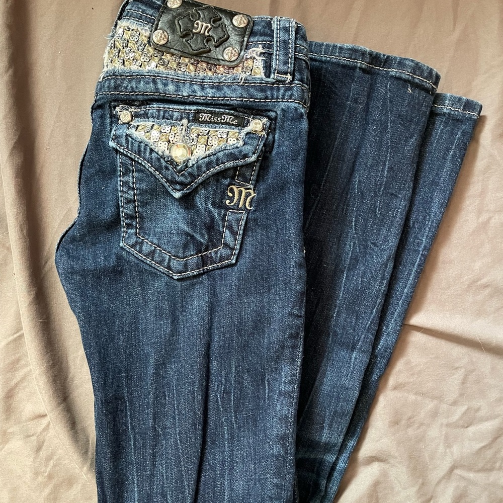 Size 12 Miss Me jeans.